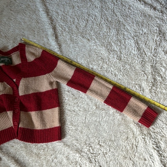 American Eagle Red Beige Striped Button Front Cropped V Neck Cardigan size Small - Picture 3 of 16